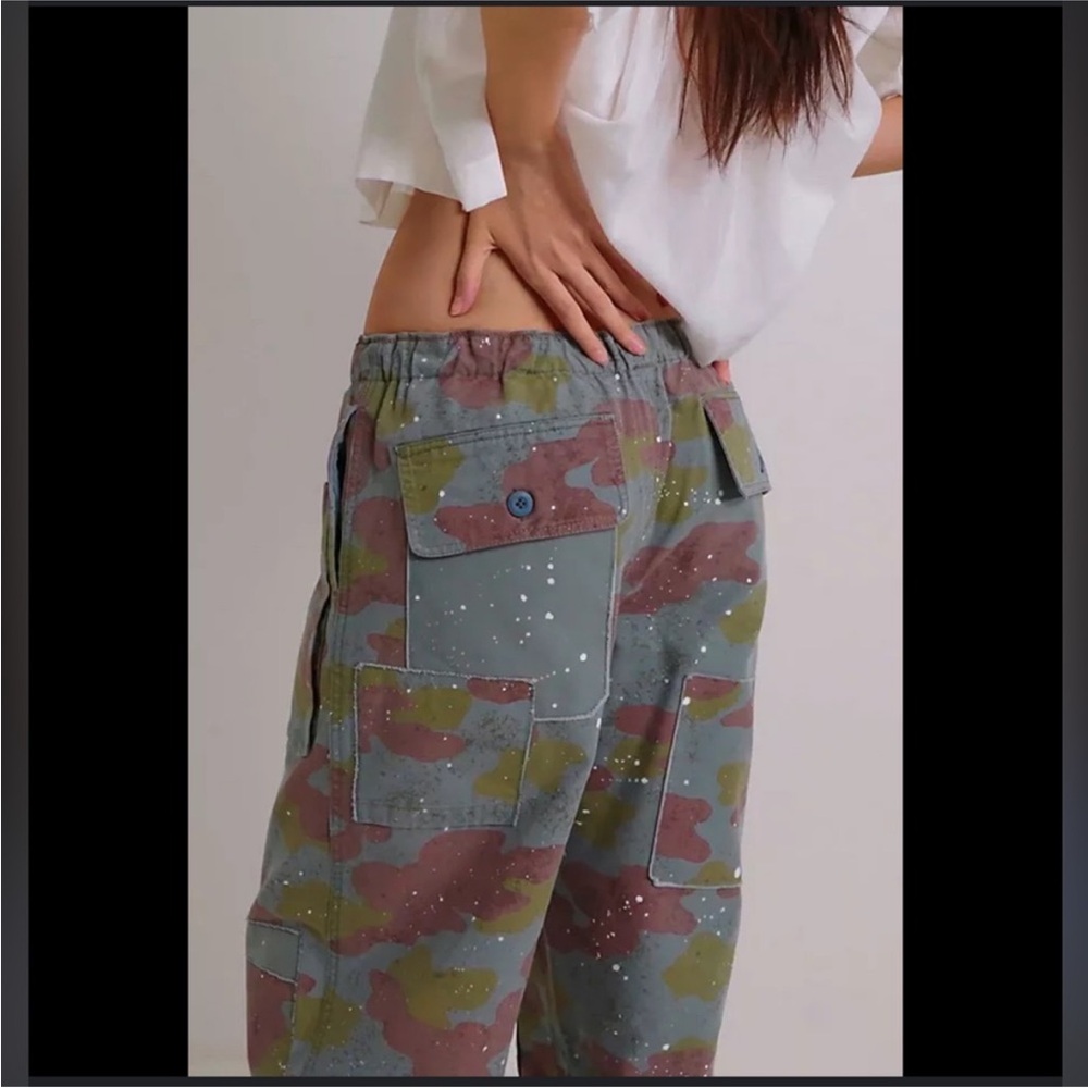 Free People Pretty Rebel Camo Pants Cargo Smocked Tie Blue
Olive Brown